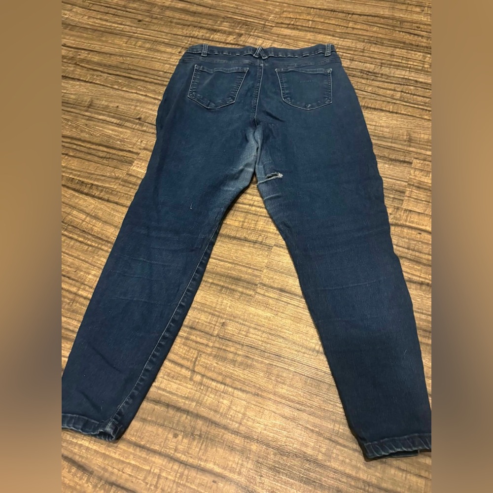 Angels Forever Young Distressed Jeans Women’s 12 Inseam 28” See Details - Picture 4 of 5